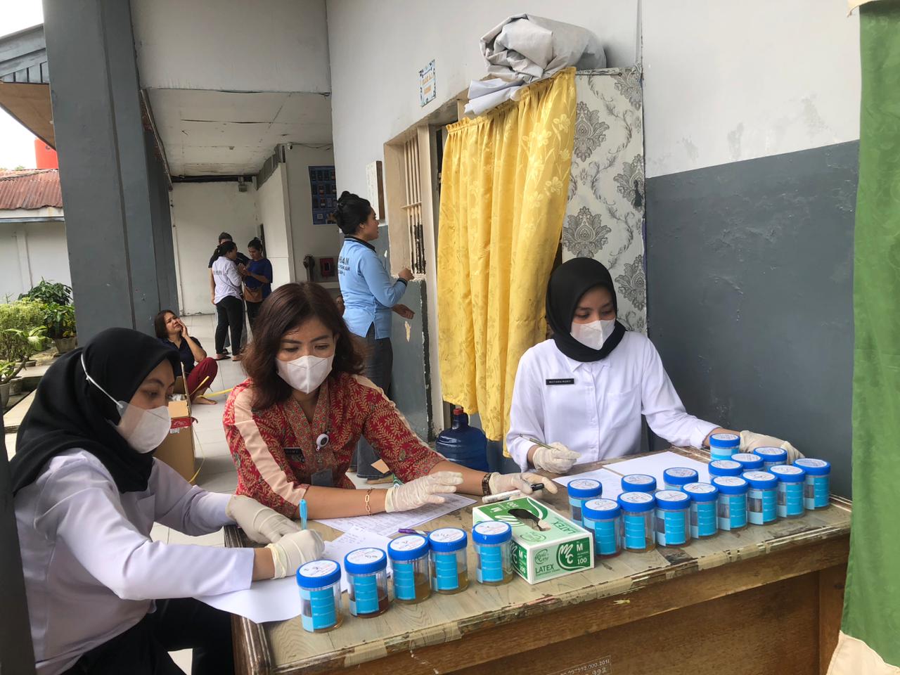 Wujudkan Lapas Bersih Narkoba, Lapas Perempuan Pekanbaru gandeng BNN Gelar Tes Urine Massal